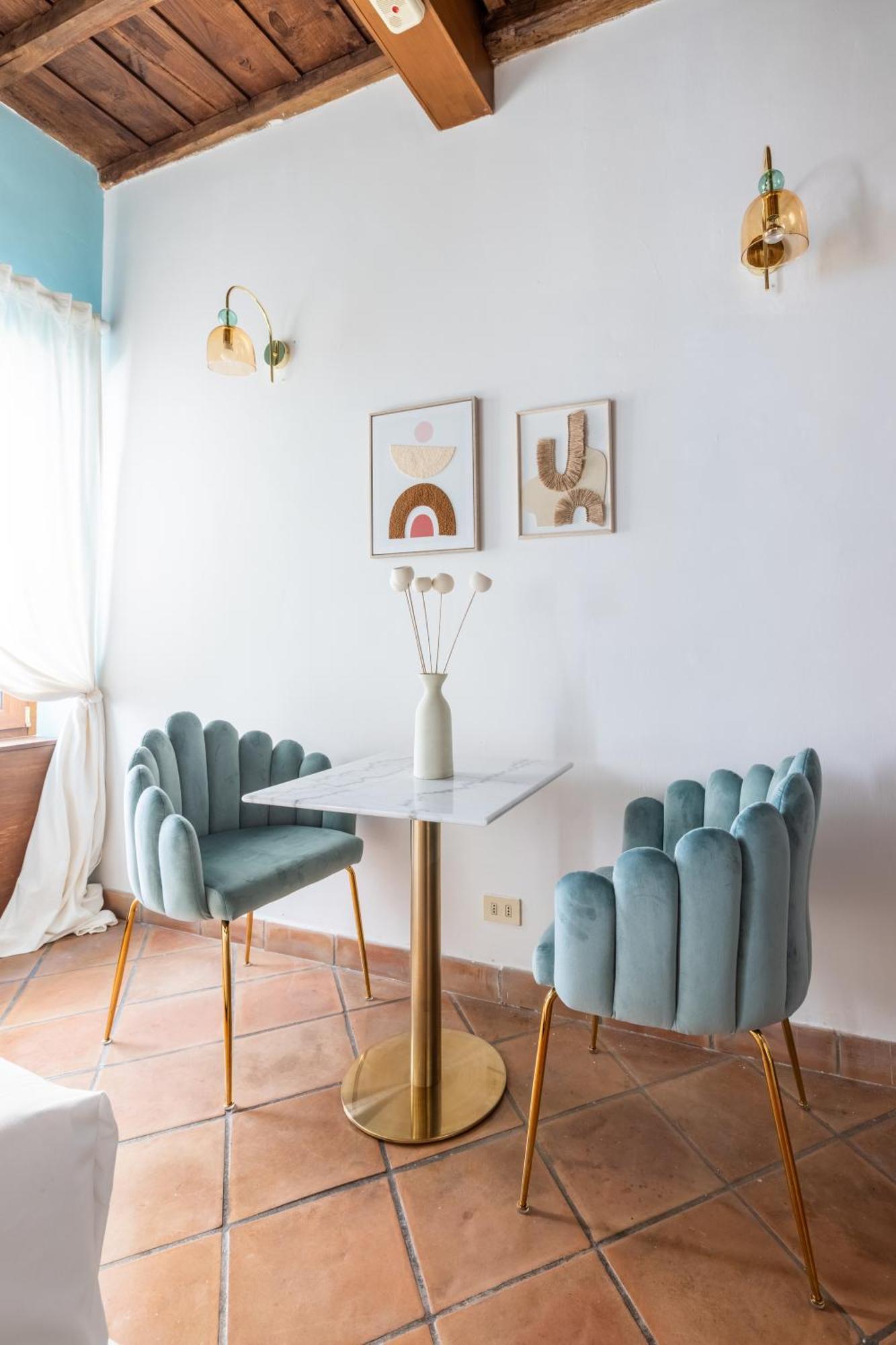 Suite Trevi - Charming Loft Near Trevi Fountain Рим Экстерьер фото